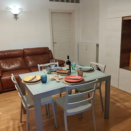 A Due Passi Dal Centro Διαμέρισμα